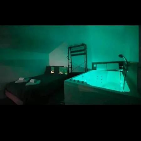 Apartment Nuit Aux Couleurs De L'arc En Ciel *